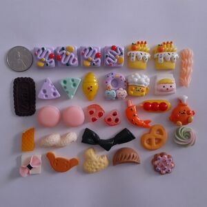 10/$40 *NEW* 31 pcs. Mini Play Toy Food